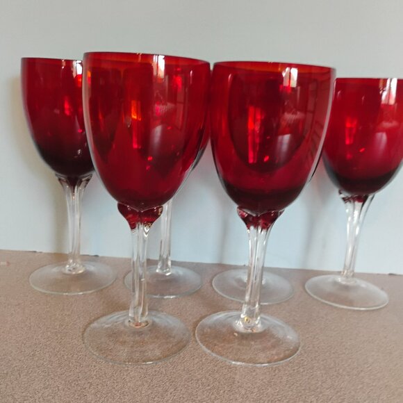 Lenox Tulip Stem Ruby RedGoblet, Set of 6